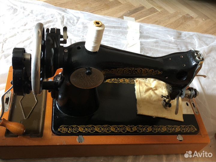 Швейная машина пмз им.Калинина