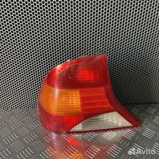 Фонарь задний Ford Focus