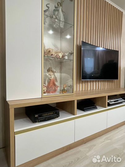 Стенка в гостиную