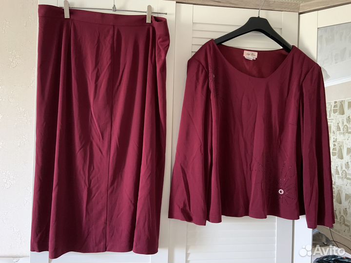 Костюмы в ассортименте