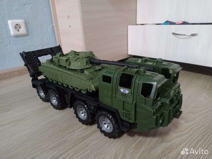 Игрушки машинки,трактор, кран, экскаватор, трал