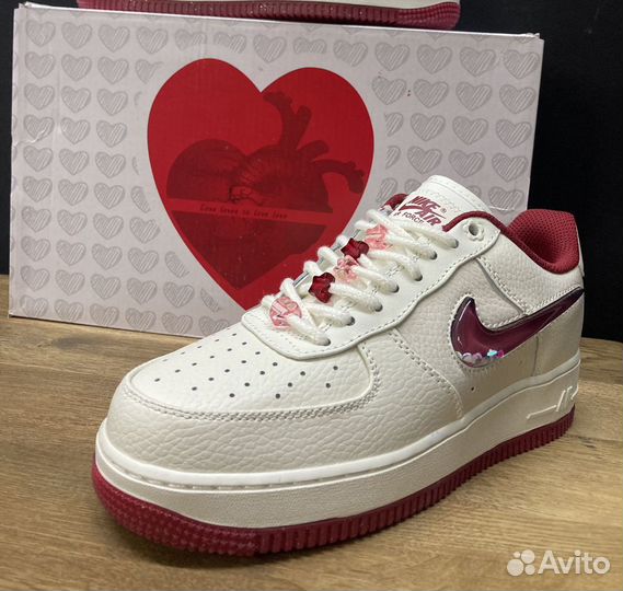 Кроссовки Nike Air Force 1 Valentine s Day 2024