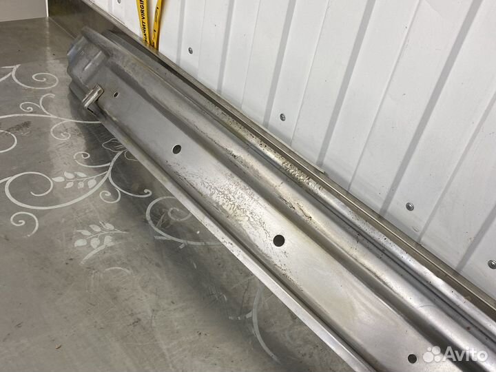 Усилитель бампера переднего Chevrolet Cobalt 2011