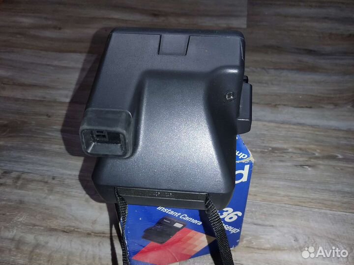 Polaroid 636