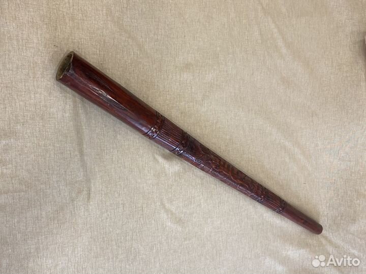 Диджериду из красного дерева