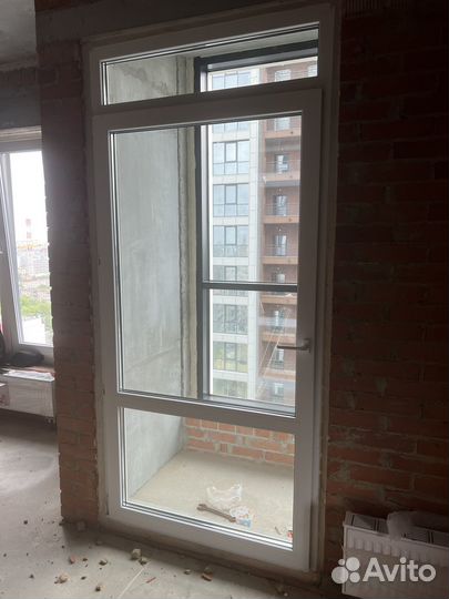 Дверь балконная