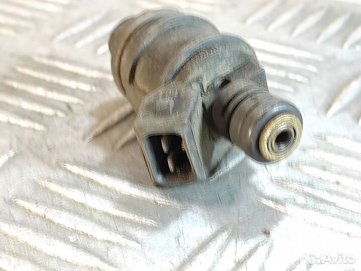 Форсунка двигателя Opel Astra G