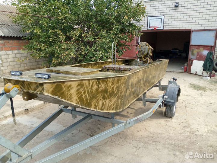 Болотоход с мотором