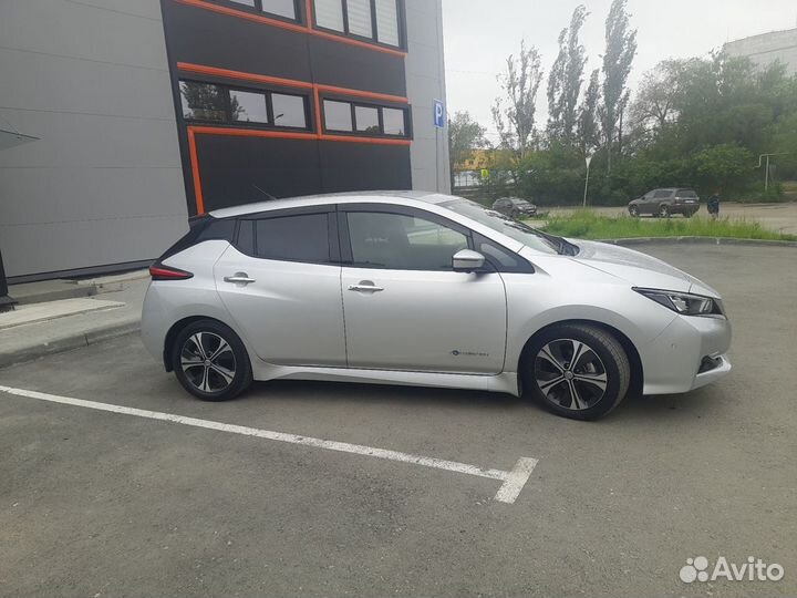 Nissan Leaf AT, 2018, 23 000 км