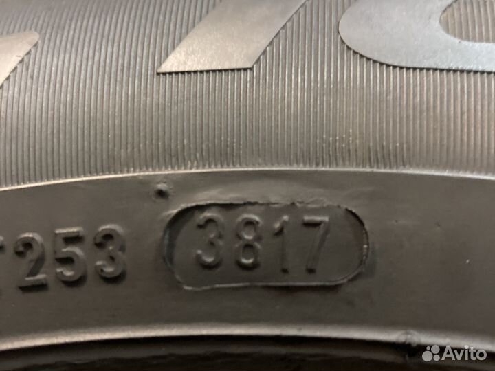 Pirelli Ice Zero 185/65 R15