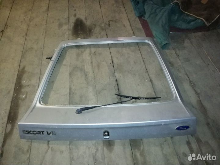 Дверь багажника ford escort