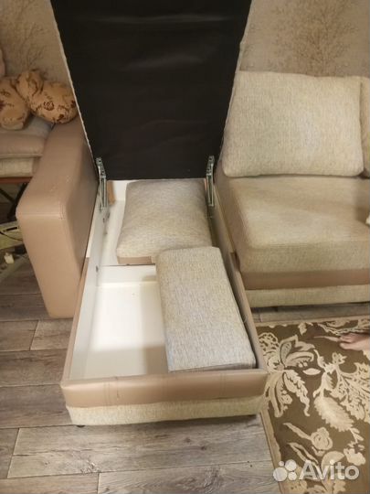 Угловой диван