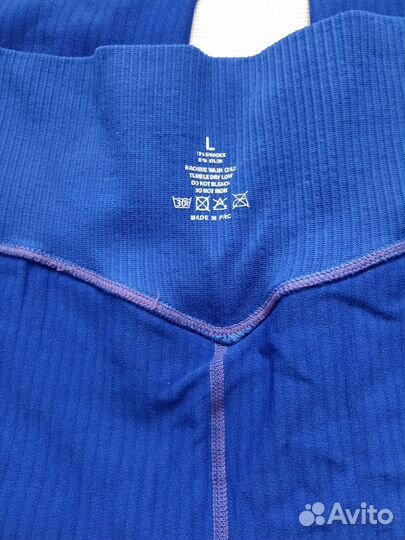 Спортивные лосины и топ