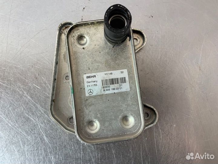 Радиатор масляный Mercedes C-Class W203 OM646 2.2