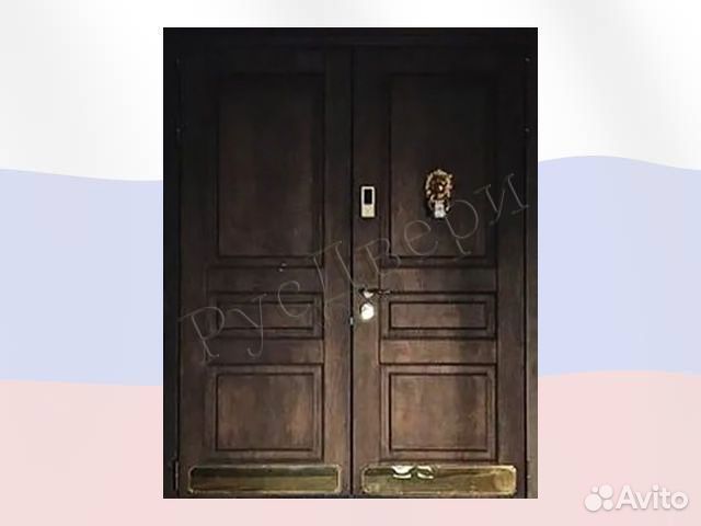 Парадная входная дверь для дома и офиса
