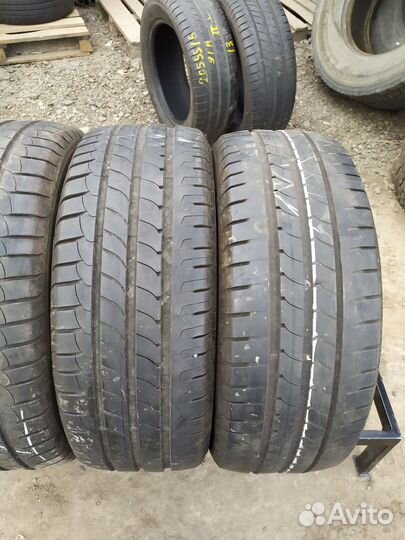 Goodyear EfficientGrip 205/55 R16 Y