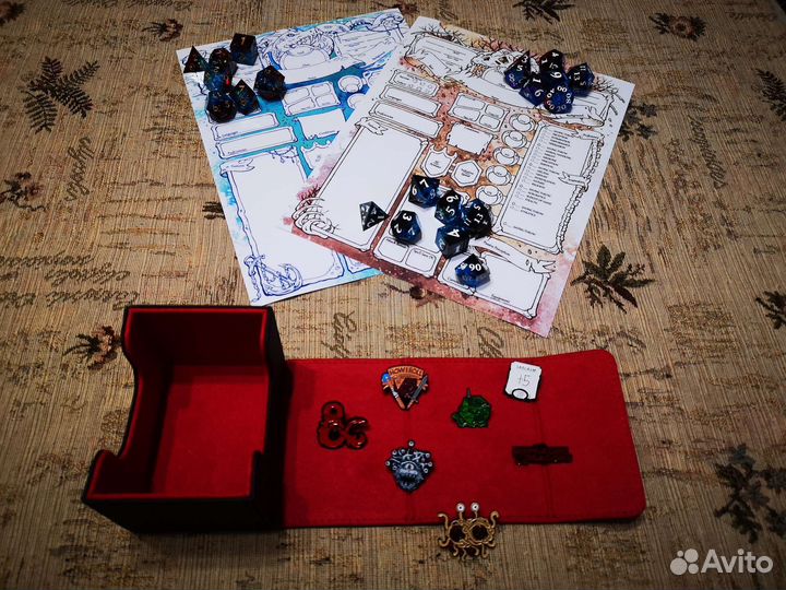 Значки, кубы, лист персонажа для днд