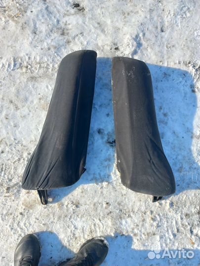 Боковушки заднего сиденья Mazda Capella GF