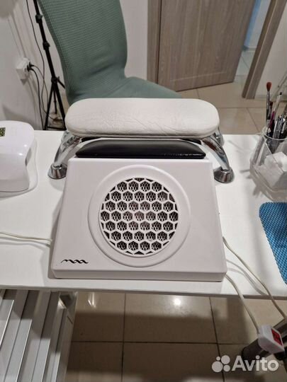 Настольная вытяжка