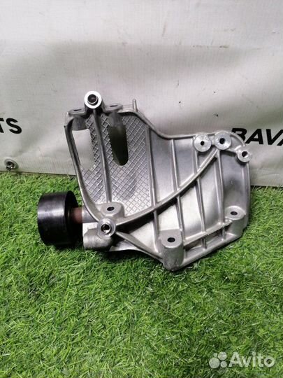 Кронштейн компрессора кондиционера Bmw 5 F10 3.0