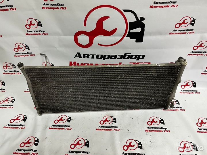 Радиатор кондиционера на Nissan Primera p12