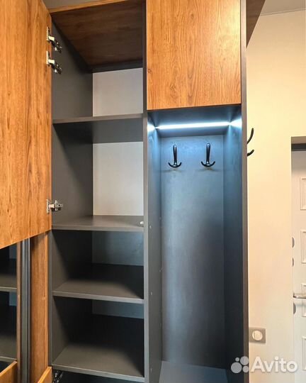 Современный шкаф купе