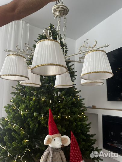 Люстра потолочная