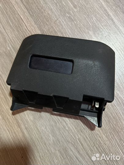 Пепельница Mercedes W201 (190)