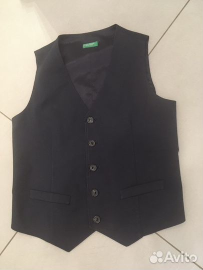 Жилетка для мальчика Benetton 3XL