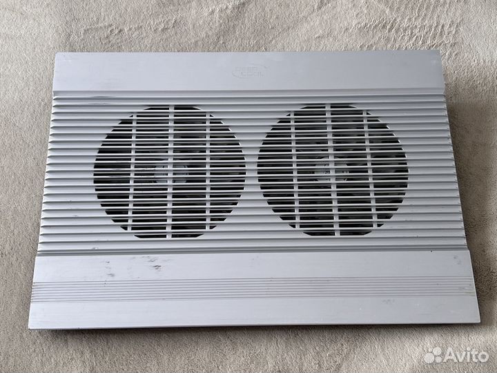 Подставка с охлаждением для ноутбука