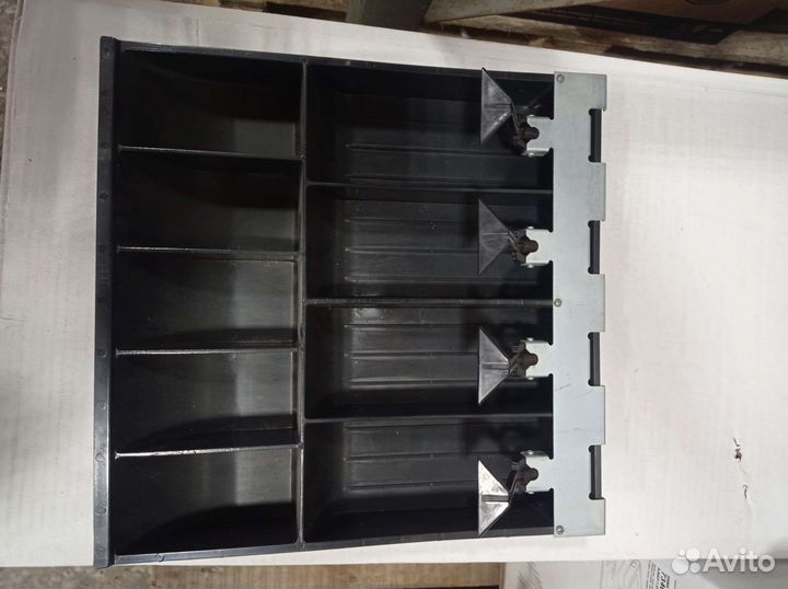 Денежный ящик от кассы