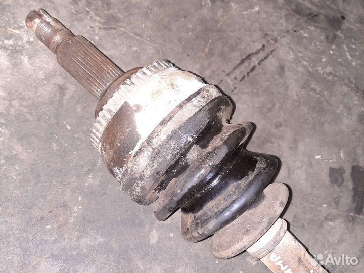 Левый шруз nissan maxima a32 2.0