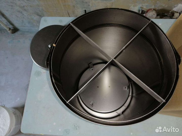 Коптильня бытовая новая