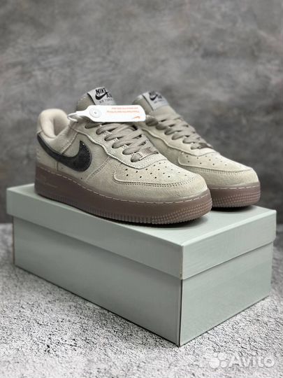 Кроссовки Nike air Force 1