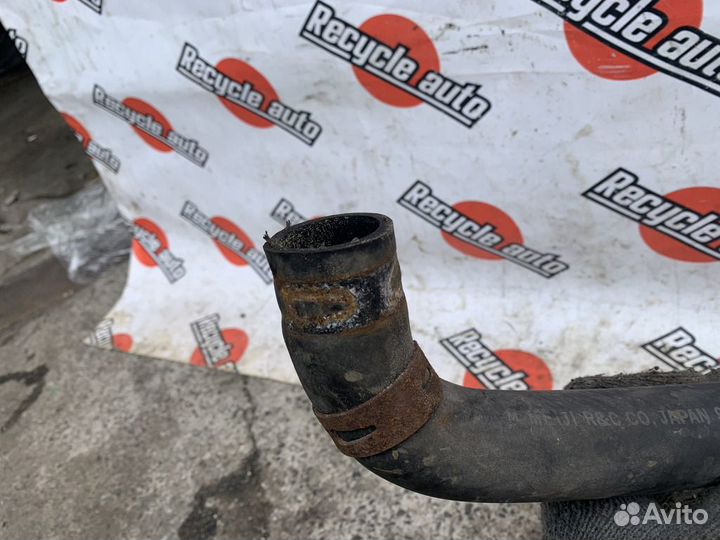 Патрубок радиатора mitsubishi pajero V75W 6G74 D 1