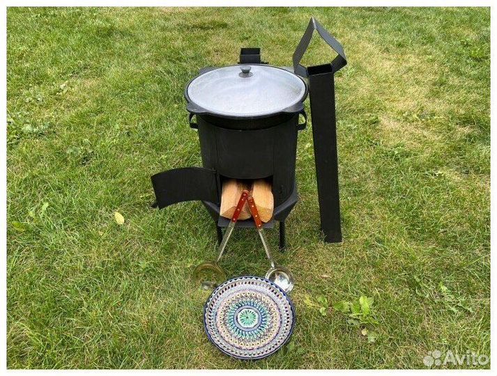 Казан чугунный с печкой (комплект на фото)