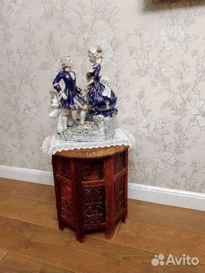 Фарфоровая. Композиция