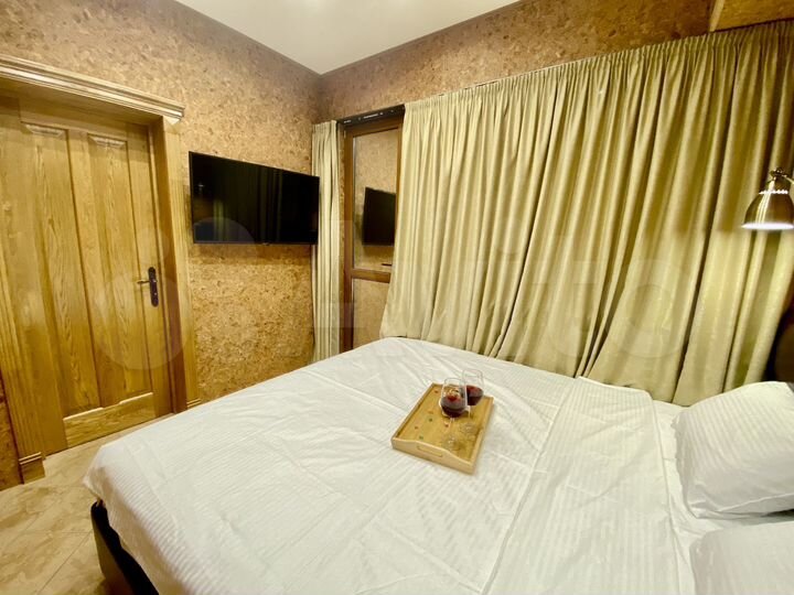 2-к. квартира, 70 м², 13/17 эт.