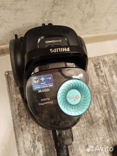 Пылесос безмешковый Philips PowerPro Activ FC9569