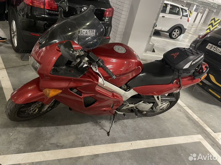 Honda VFR800