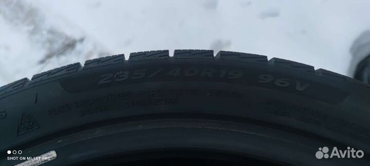 Charmhoo Ice3 235/40 R19 96V