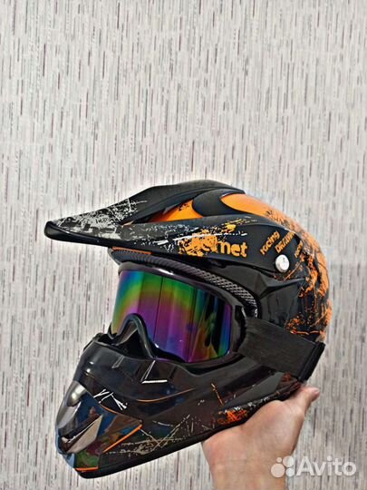 Шлем для мотокросса