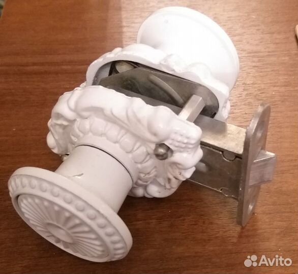 Ручки мебельн. и скобянка