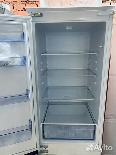 Встраиваемый холодильник Beko