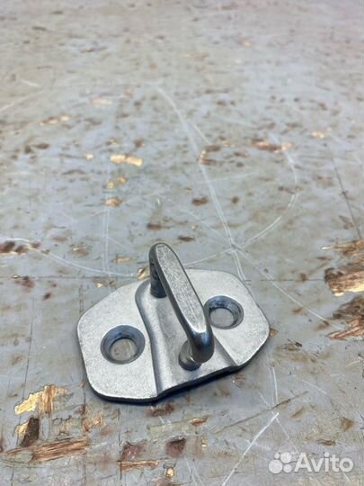 Петля замка двери Bmw 5 G30 2.0 2021