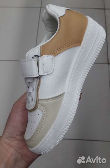 Кроссовки 27 р