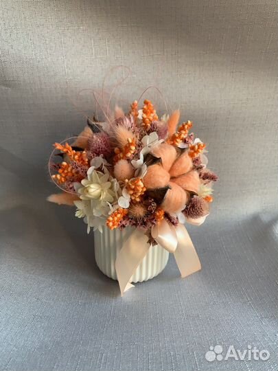 Композиция из сухоцветов
