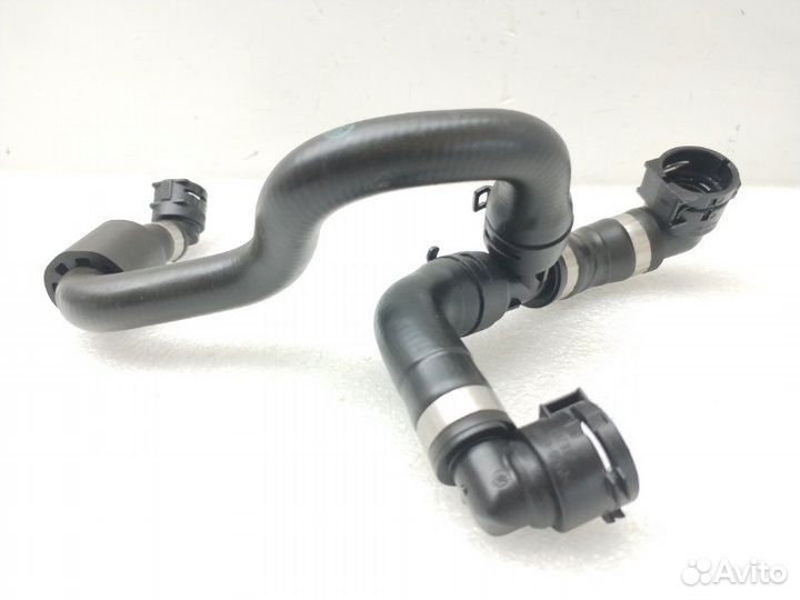 Патрубок системы охлаждения Mercedes-Benz E-Class