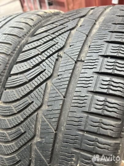 Michelin Pilot Alpin 4 215/45 R18