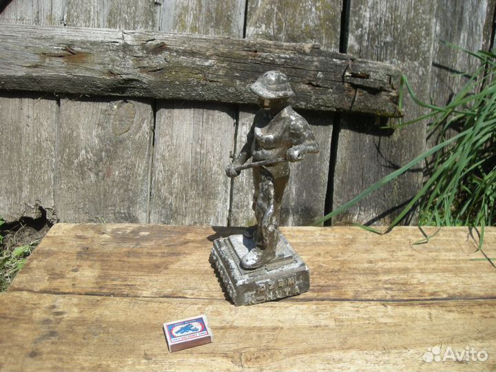 Фигурка сталевар krakow 5 viii 1963 ал-я статуэтка